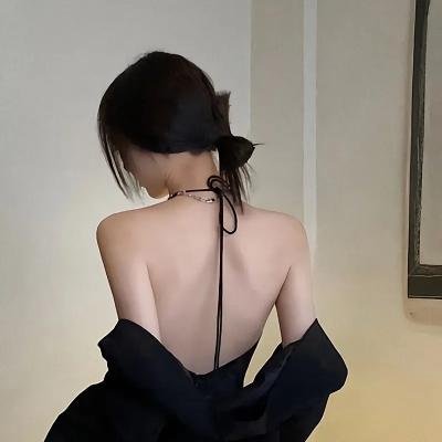 大宅院的女人